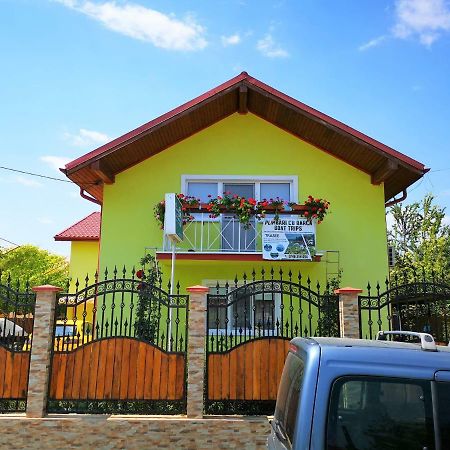 Casa Nelu Pescaru Hotell Mahmudia Exteriör bild