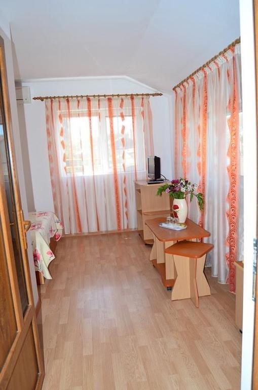 Casa Nelu Pescaru Hotell Mahmudia Exteriör bild