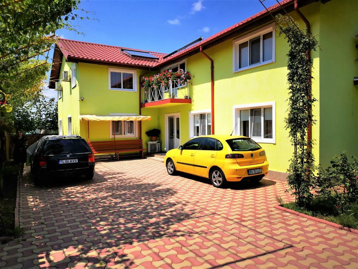 Casa Nelu Pescaru Hotell Mahmudia Exteriör bild