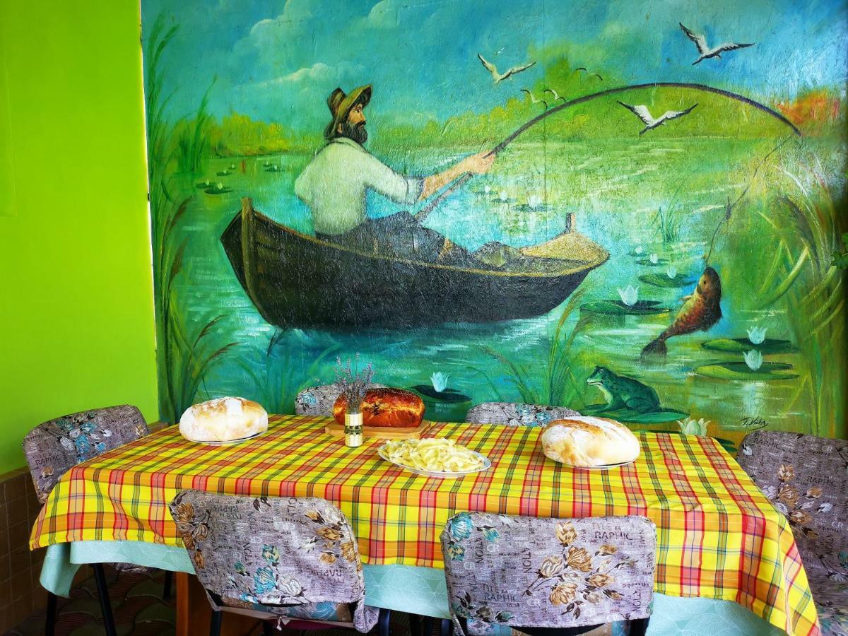 Casa Nelu Pescaru Hotell Mahmudia Exteriör bild